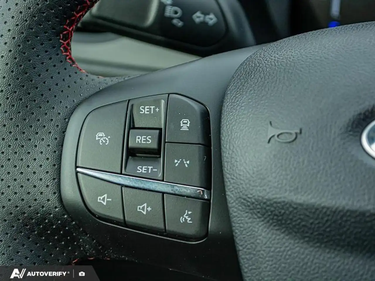 Ford Escape photo Ford Escape