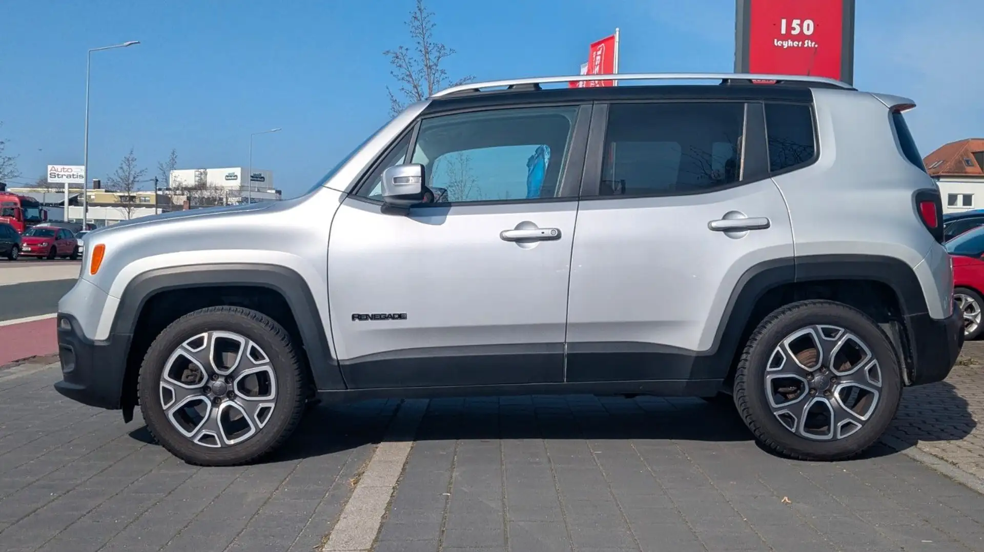 Jeep Renegade Lim. 4WD / Leder / Automatik / AHK - 2