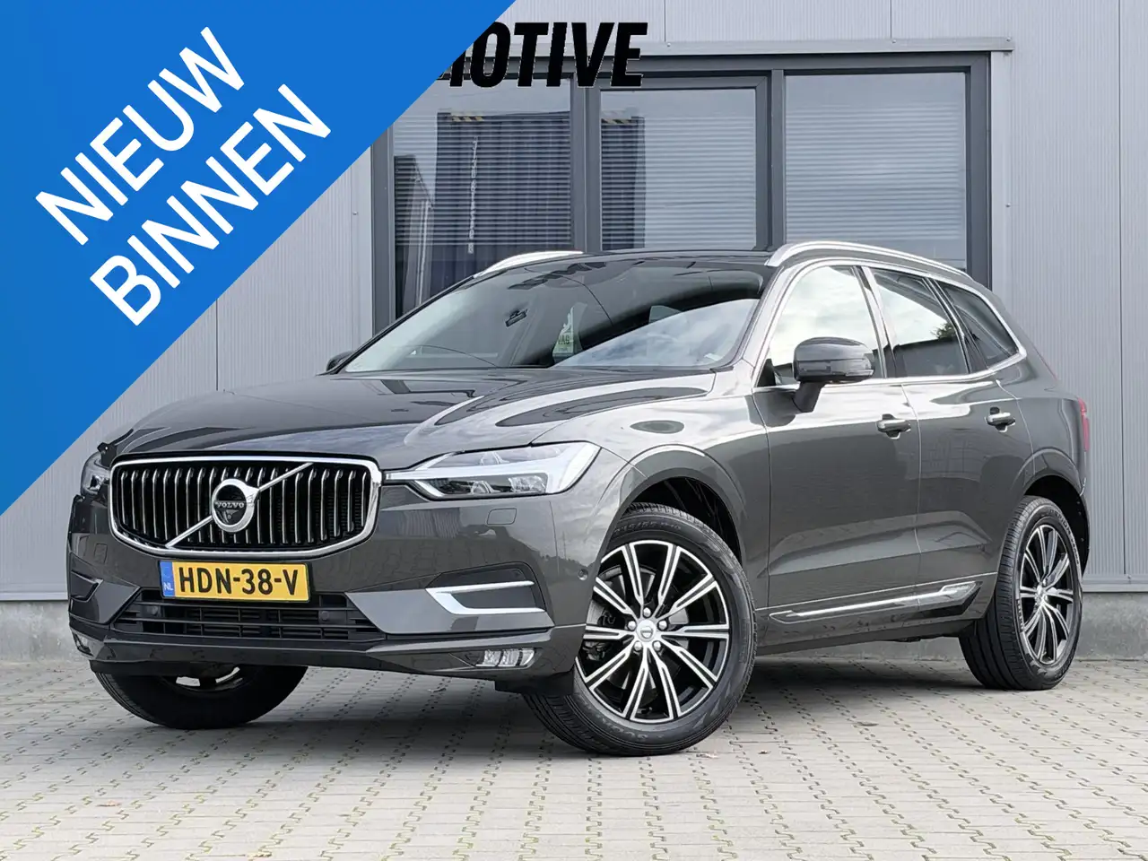2017 Volvo XC60 2.0 T5 AWD Inscription 254 PK | Trekhaak | Leder |, photograph 1