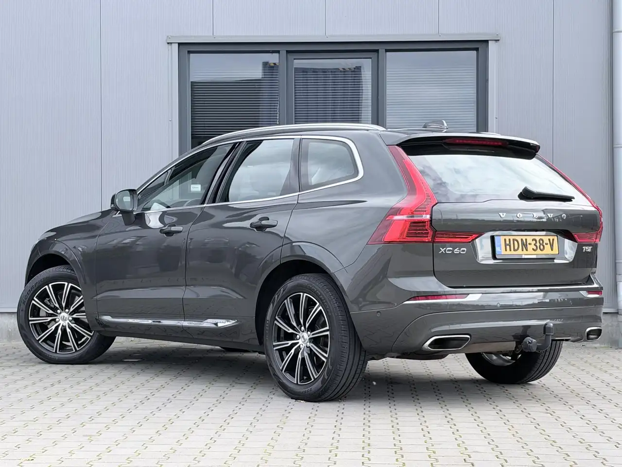 2017 Volvo XC60 2.0 T5 AWD Inscription 254 PK | Trekhaak | Leder |, photograph 11