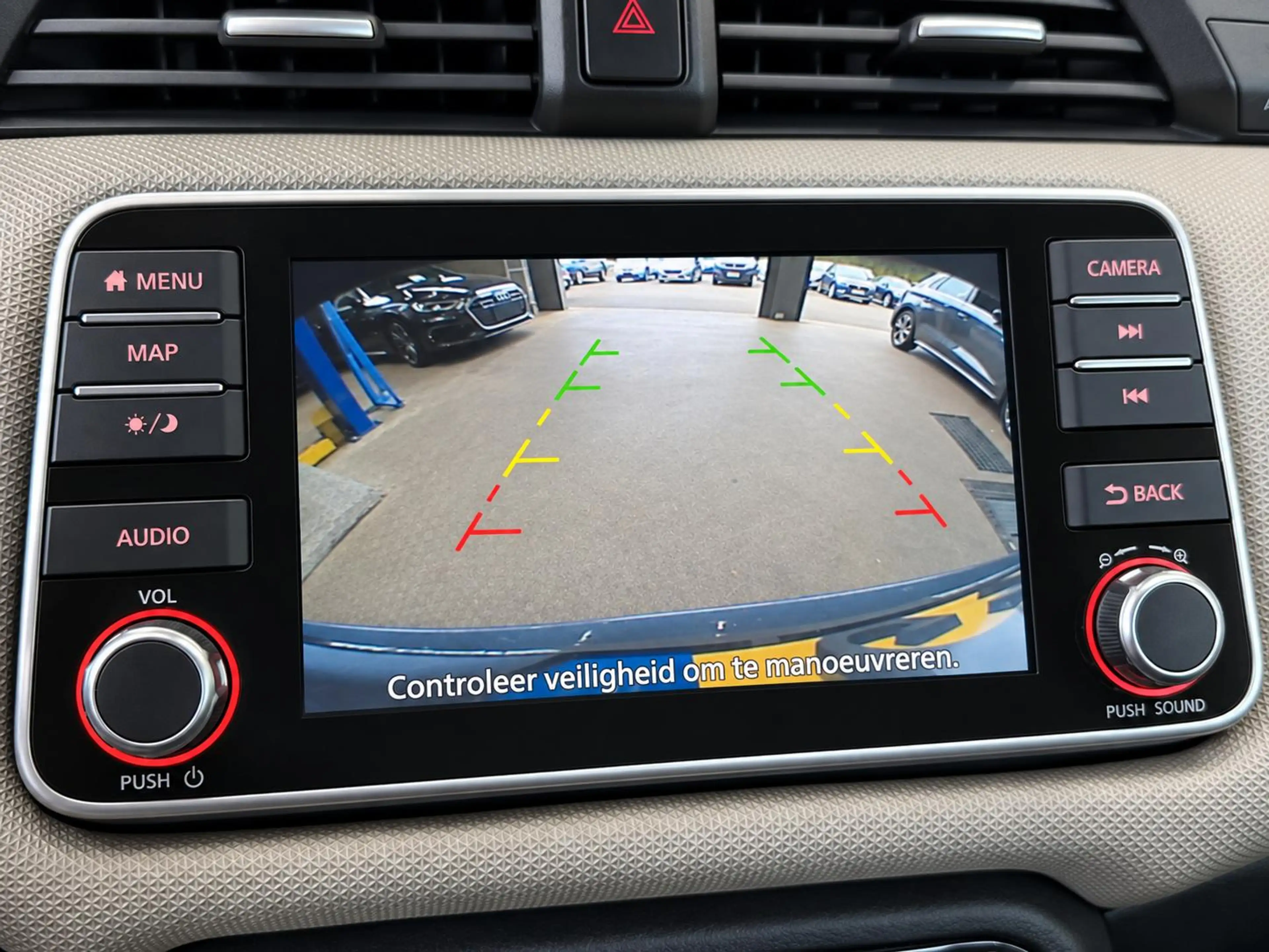 Nissan Micra 1.0 IG-T N-Connecta 101pk Camera Navigatie Apple C — photo 14