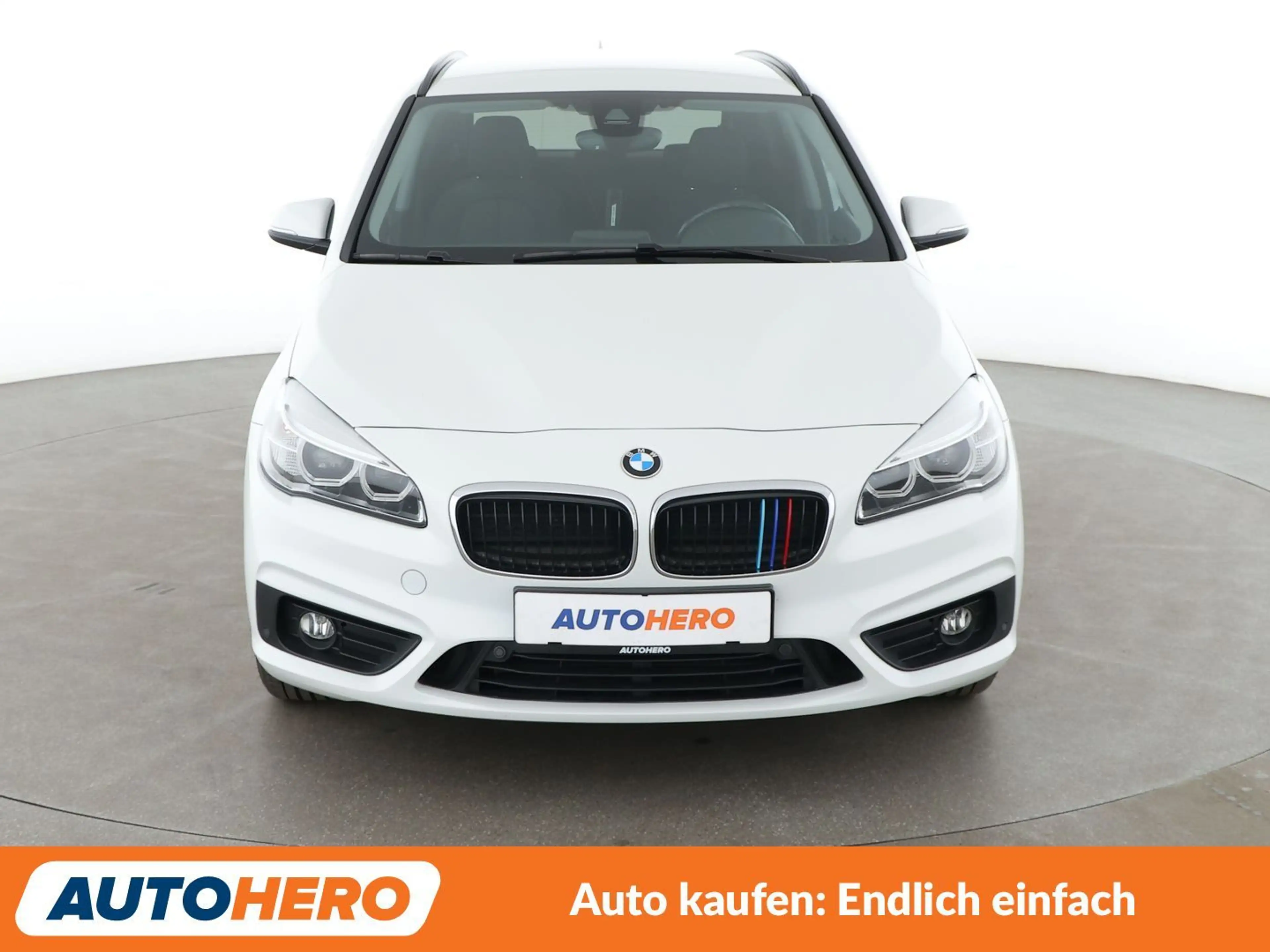 BMW 220 220i Active Tourer Advantage Aut.*NAVI*TEMPO*PDC* — photo 9
