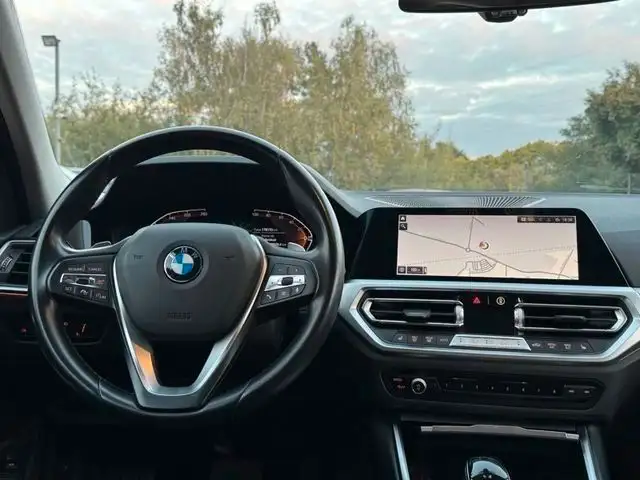 BMW I view 9