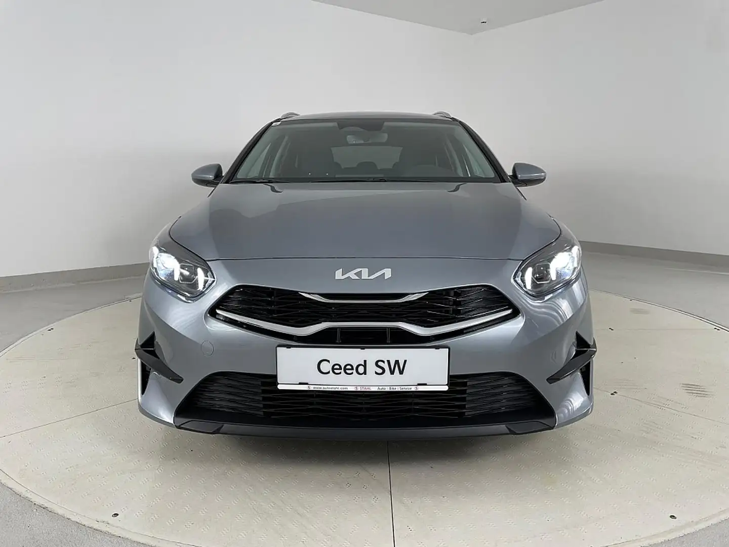 Kia Ceed SW / cee'd SW ceed SW 1,0 T-GDI GPF ISG Silber - Paket Style ... Silber - 2