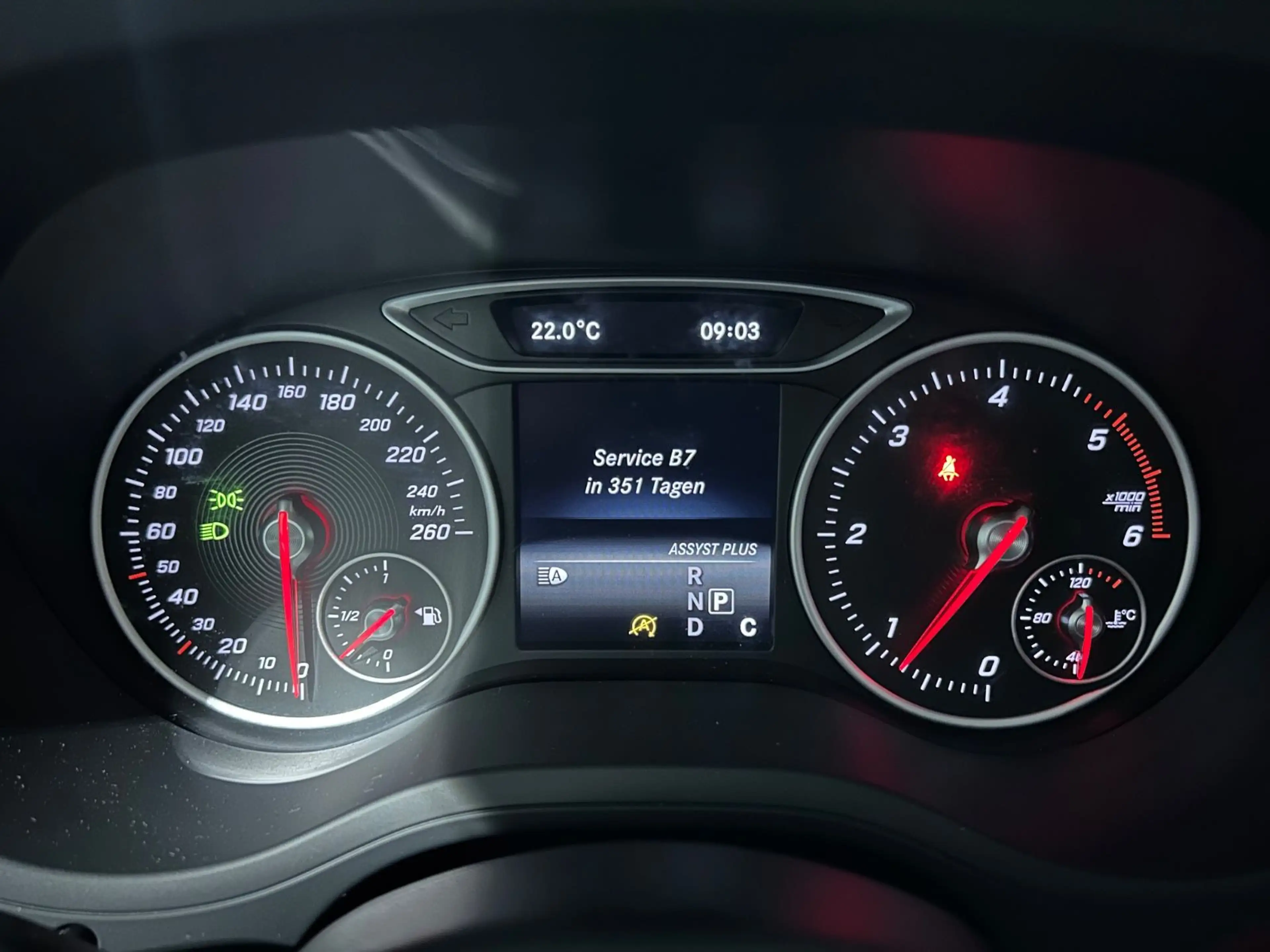 Mercedes-Benz B 220 CDI Urban AHK*LED*Automatik* — photo 13