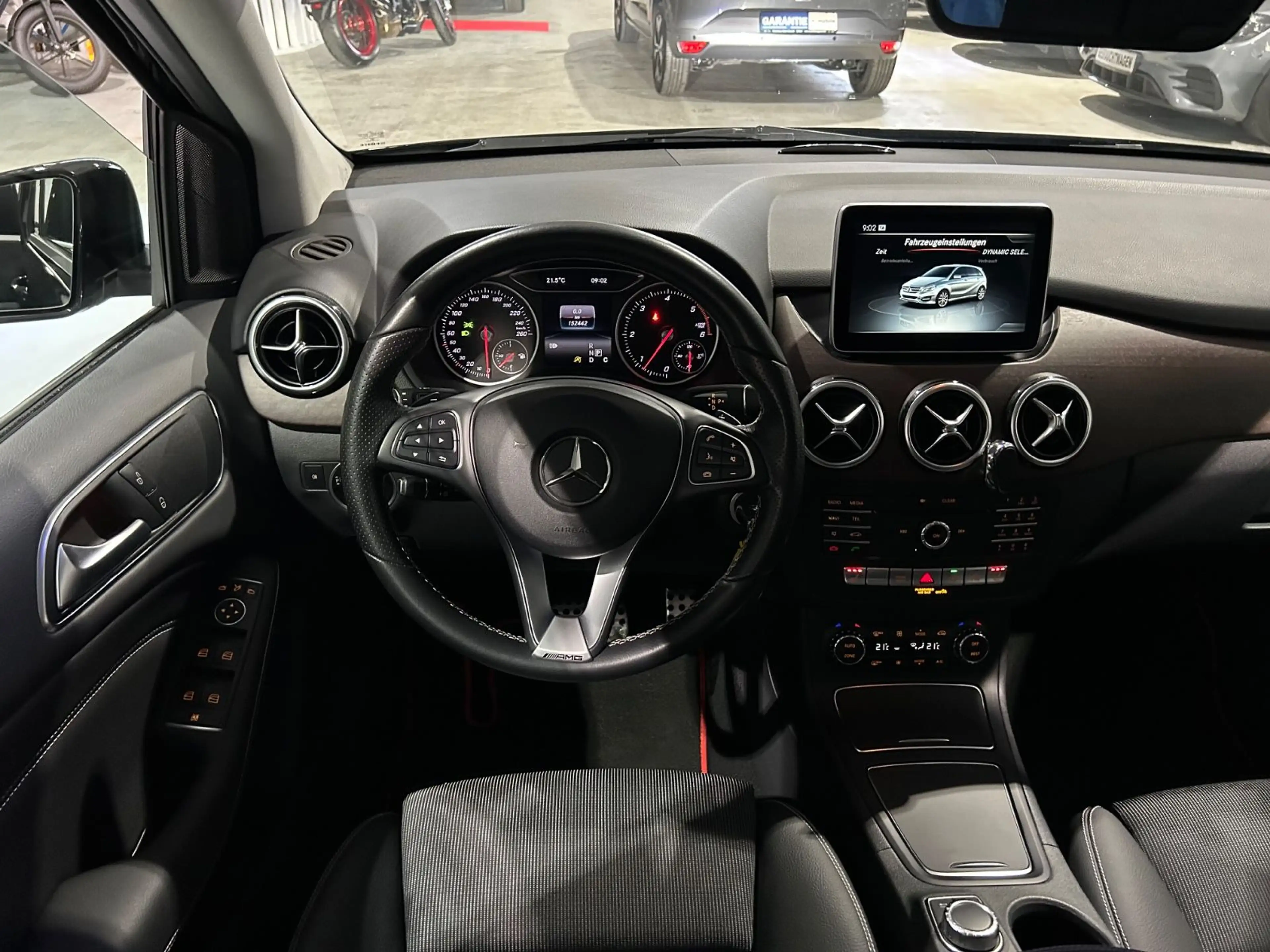 Mercedes-Benz B 220 CDI Urban AHK*LED*Automatik* — photo 11