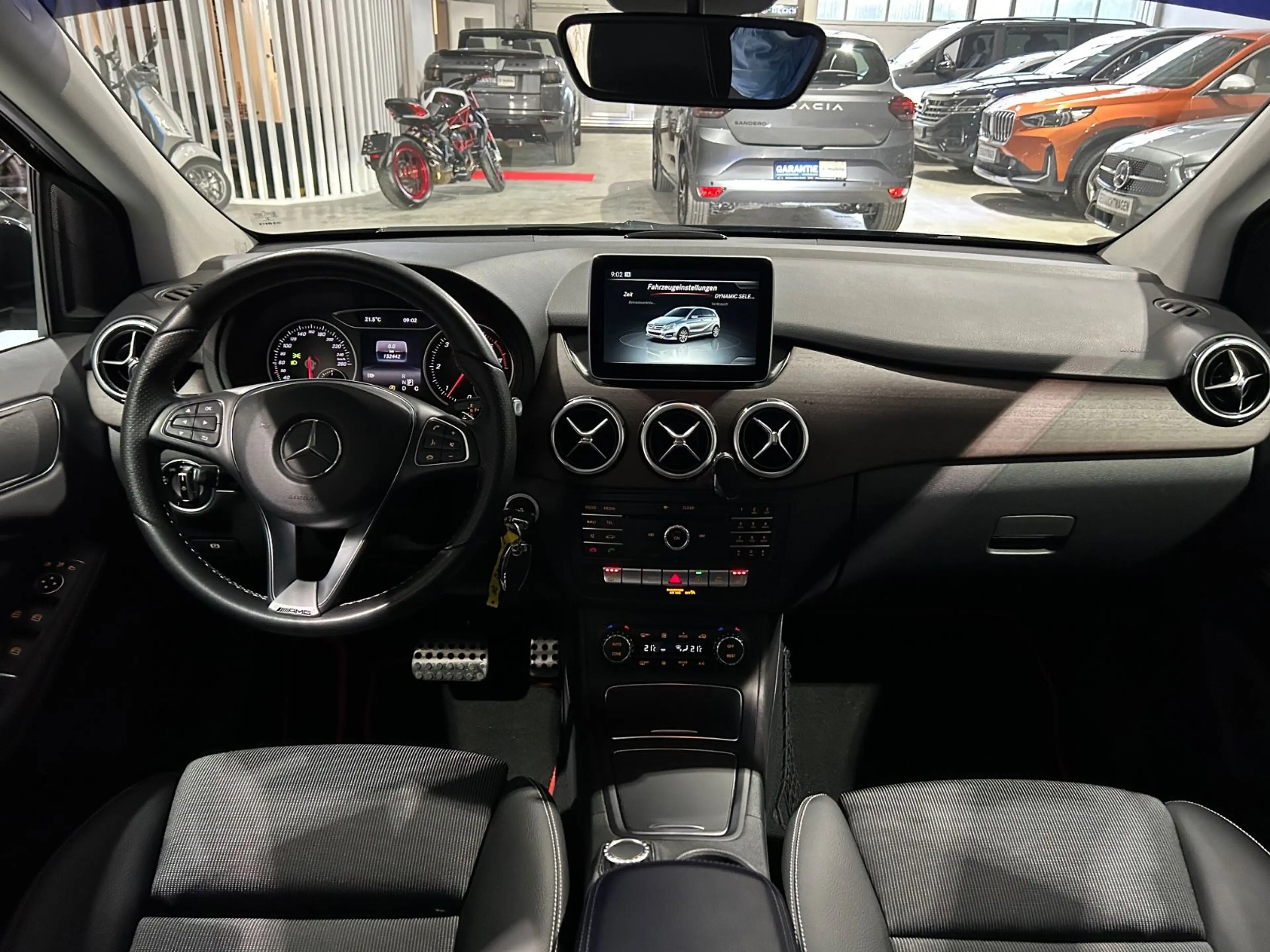 Mercedes-Benz B 220 CDI Urban AHK*LED*Automatik* — photo 10