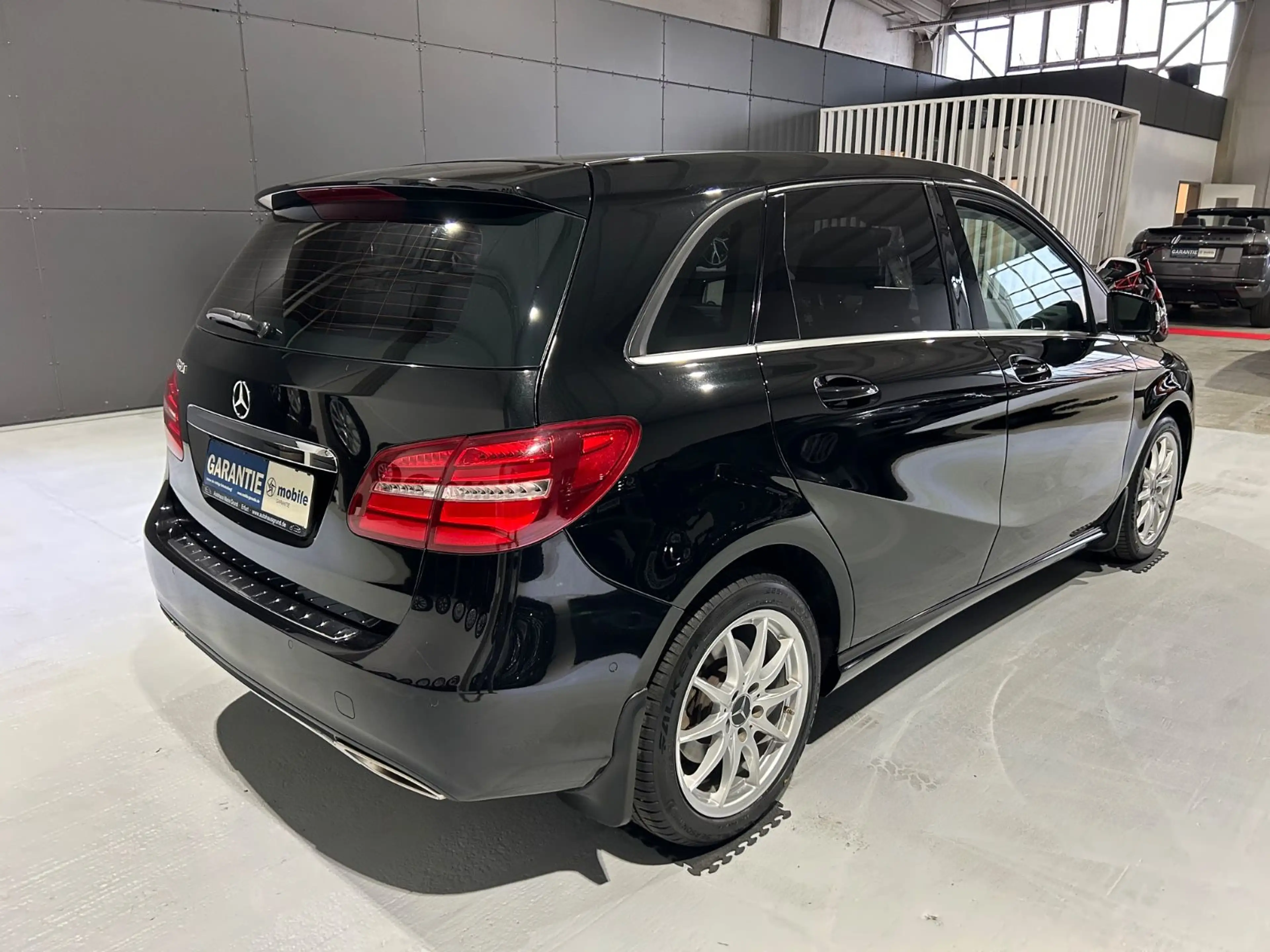 Mercedes-Benz B 220 CDI Urban AHK*LED*Automatik* — photo 6