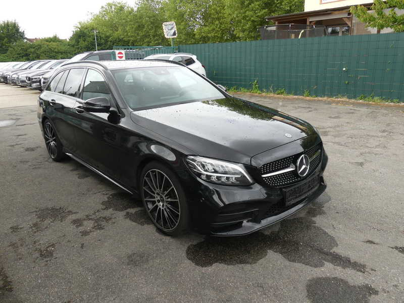 Mercedes-Benz C 300 C T-Modell C 300 d AMG Line — photo 4