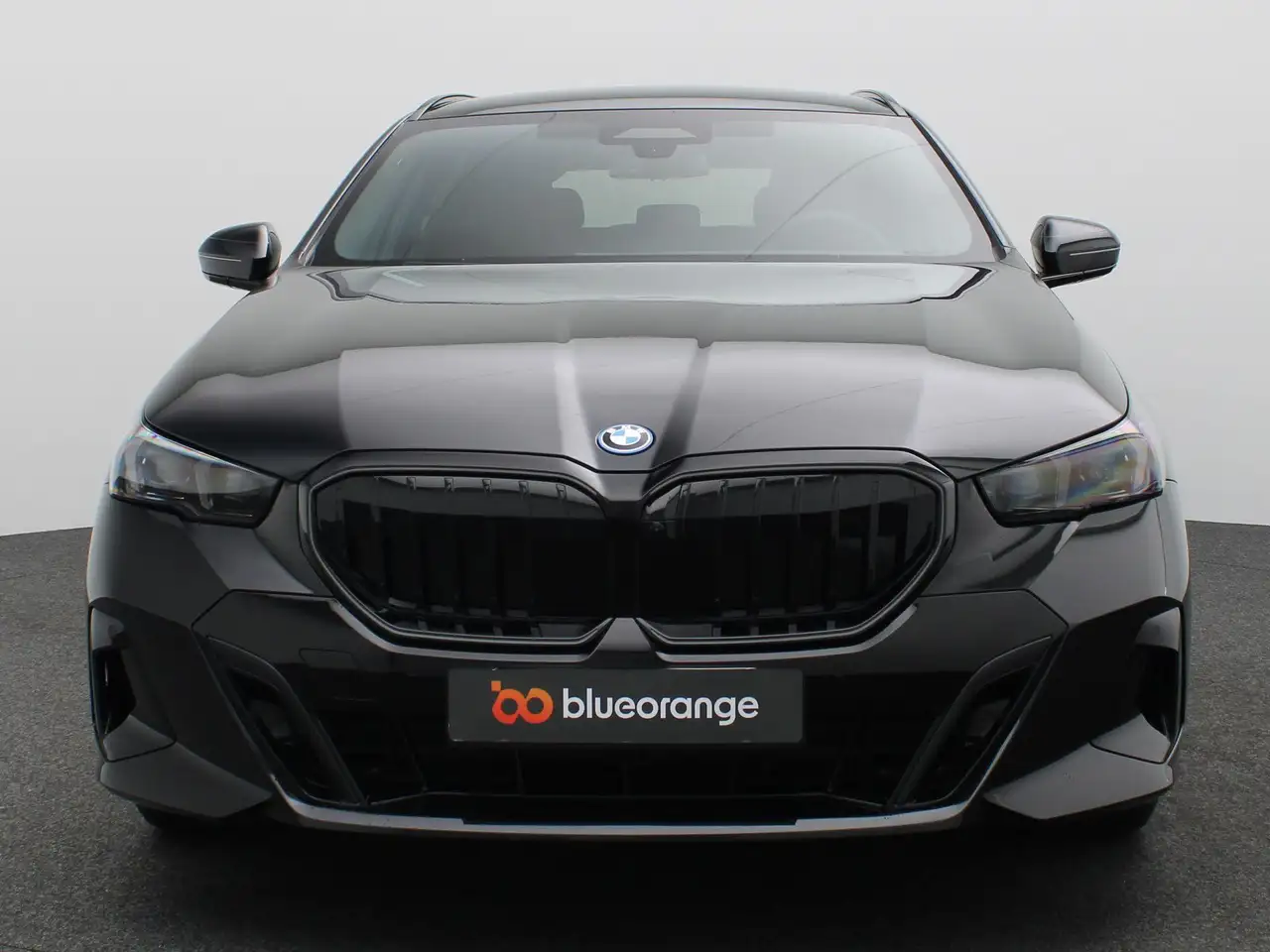 BMW 5 Series 2026 — фото 13