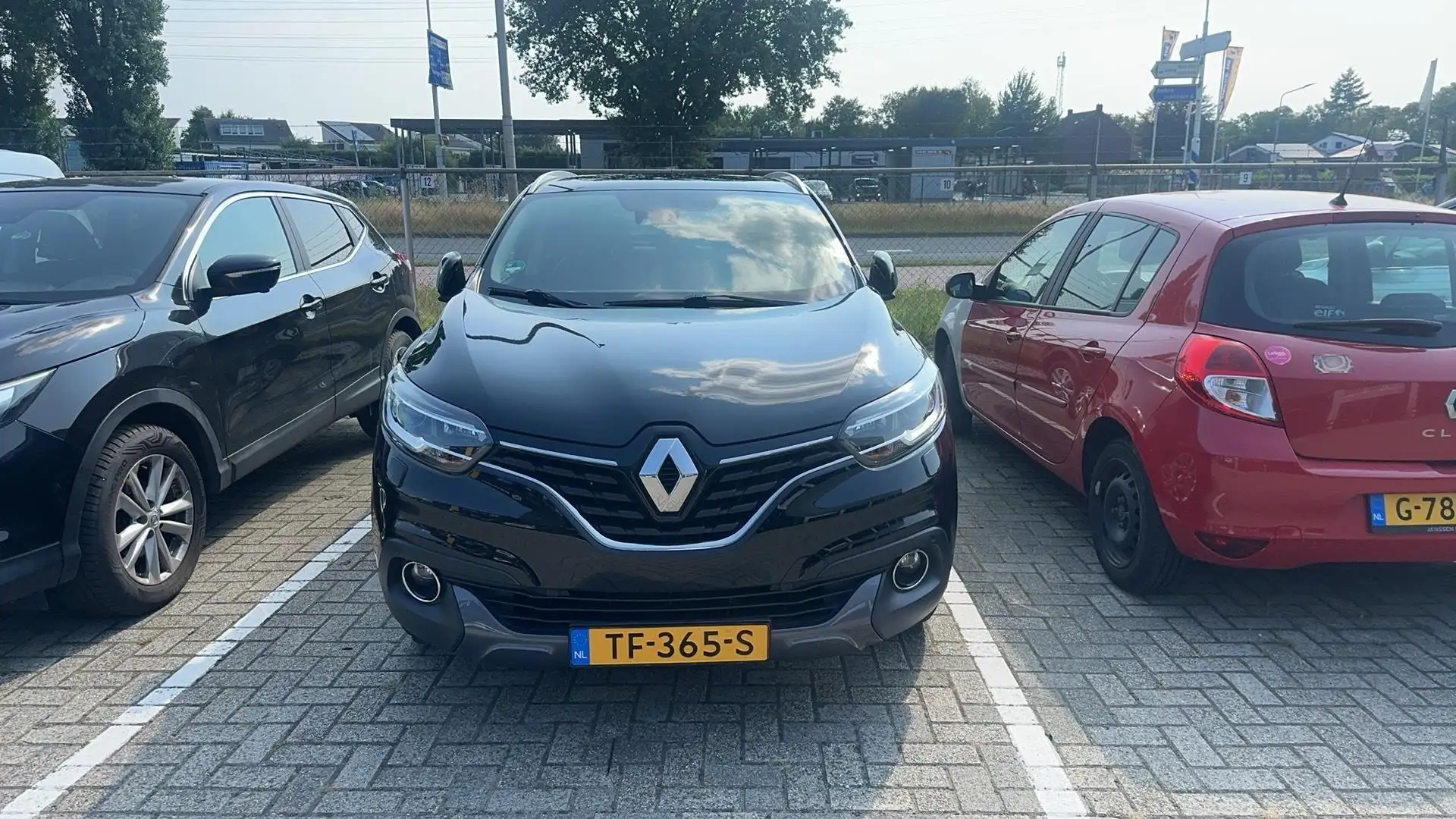 Renault Kadjar 1.2 TCe Intens Nero - 2