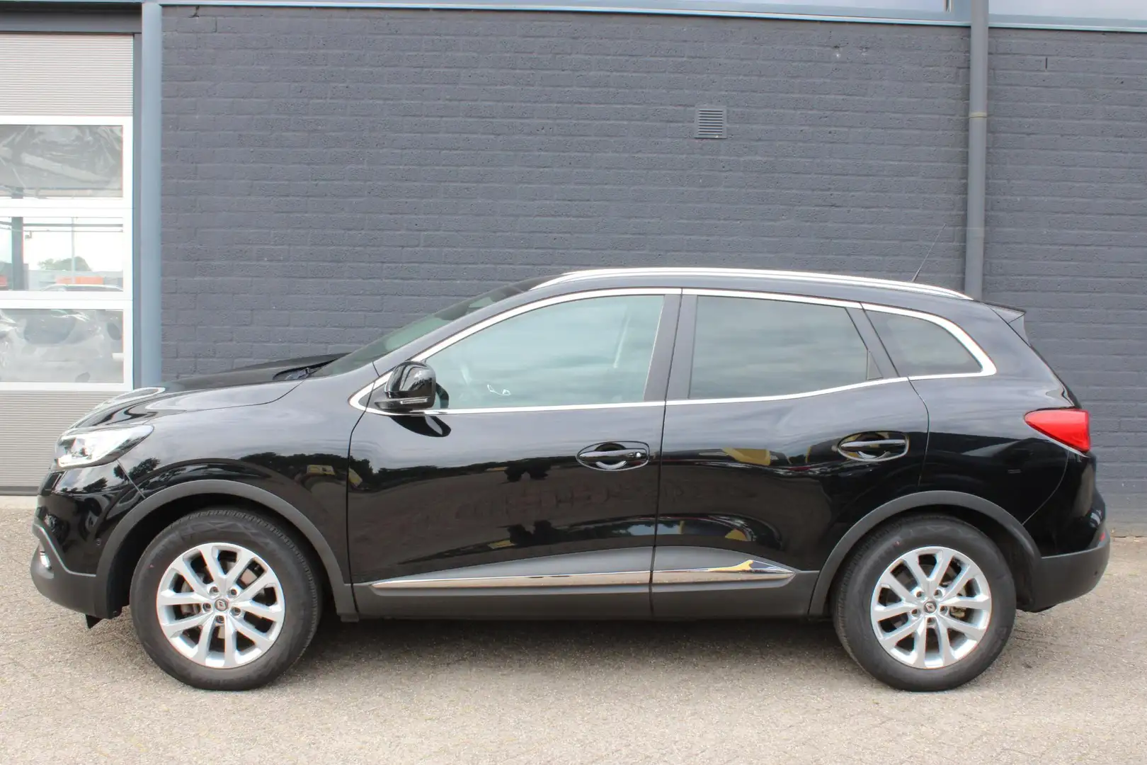 Renault Kadjar TCe 130 PK Intens NL-Auto | Navigatie | Camera | C Negro - 2