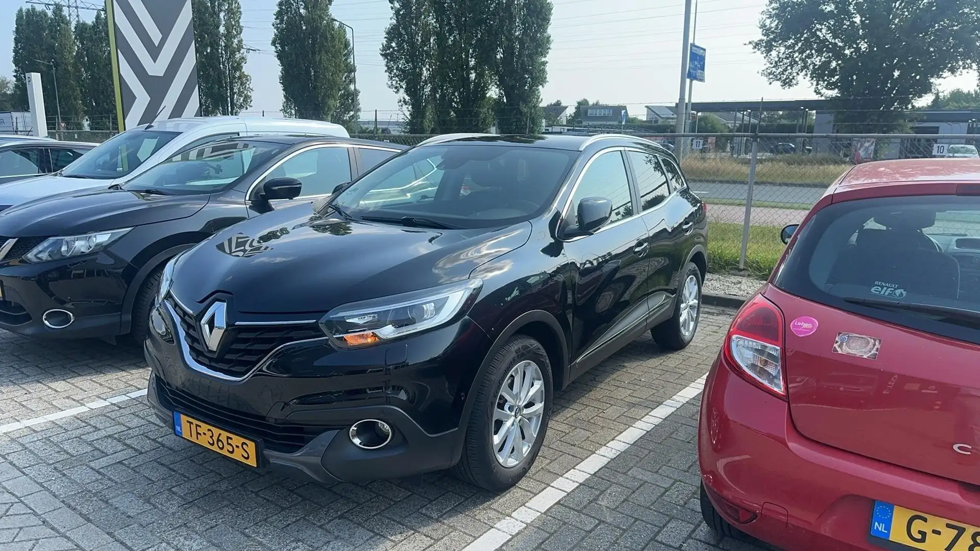 Renault Kadjar 1.2 TCe Intens Nero - 1