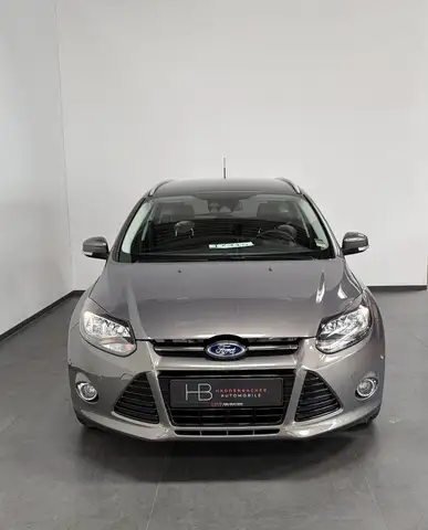 Ford Focus view 2
