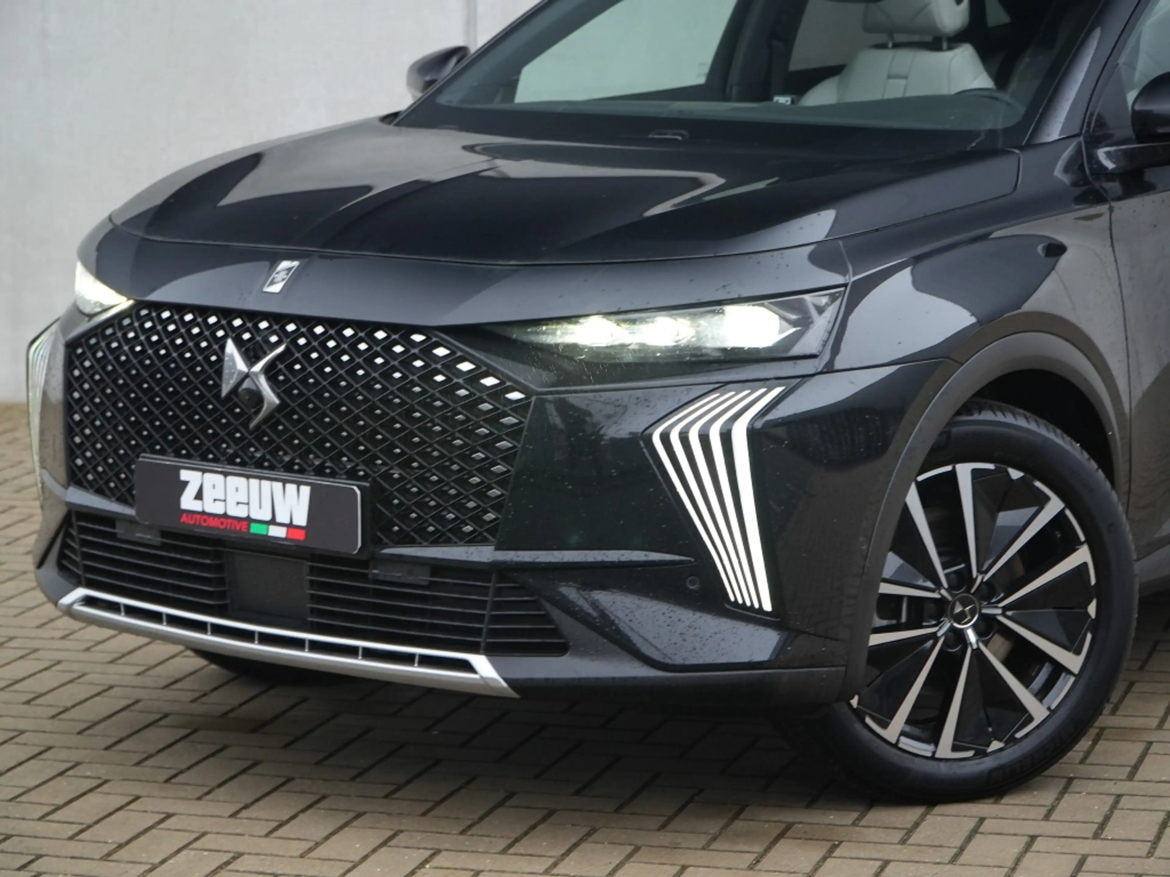 DS Automobiles DS 7 E-Tense 300 PK Étoile 4x4 | Pano | Trekhaak | FOCA — photo 2