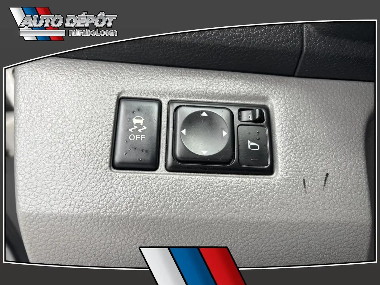 Nissan NV200 снимка Nissan NV200