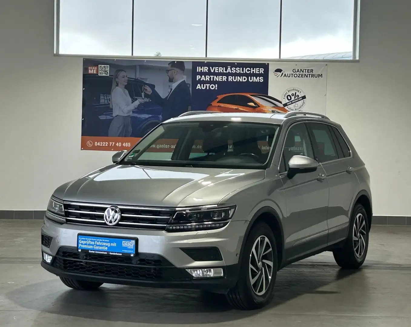 Volkswagen Tiguan 2.0 TDI SOUND DSG AHK NAVI KAMERA Argent - 1