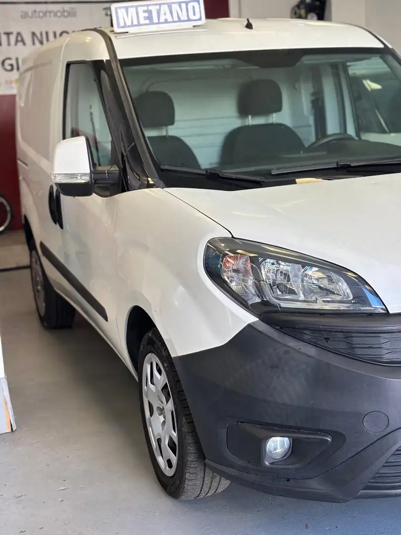 Fiat Doblo Doblè 1.4 T-Jet 16V Natural Power Easy Bianco - 1