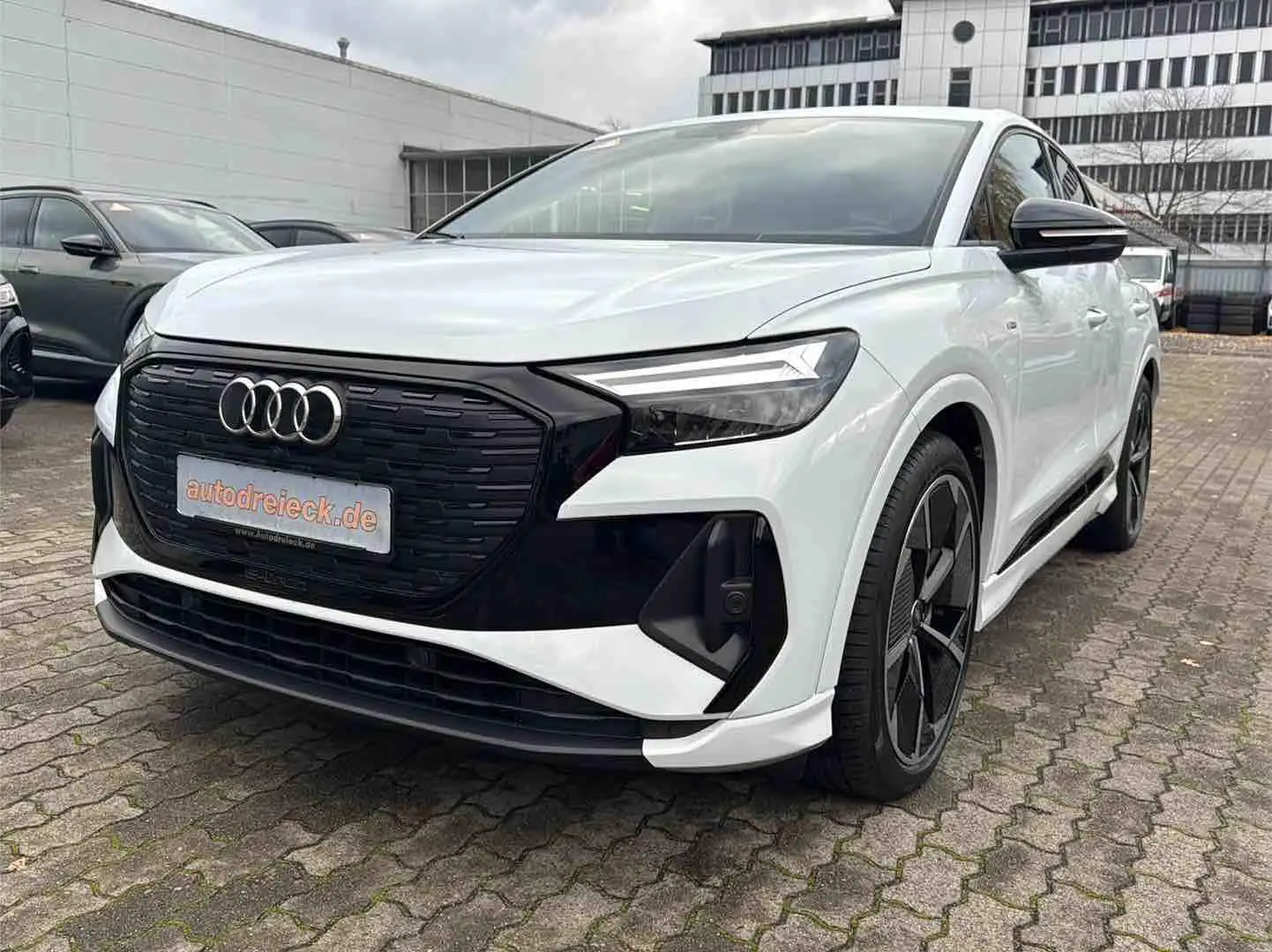 Audi Q4 e-tron Sportback 40 2x S line ACC HuD 21Z KAM Blanc - 1
