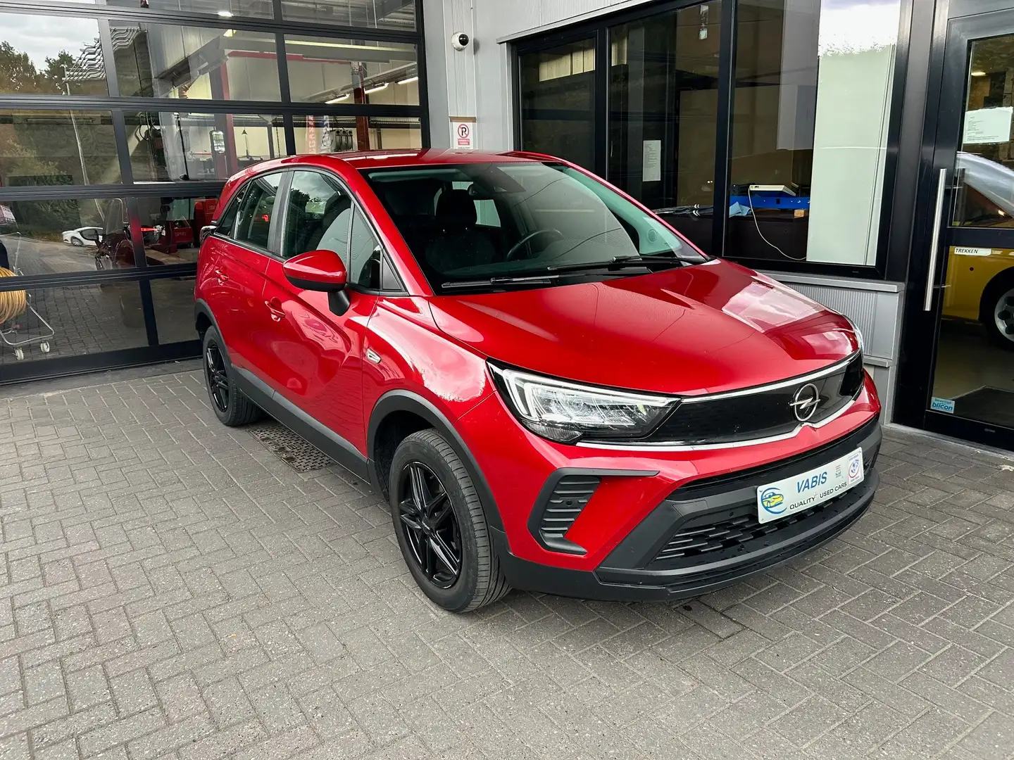 Opel Crossland 1.2 Ultimate -€1500 SUMMER DEAL Rouge - 1