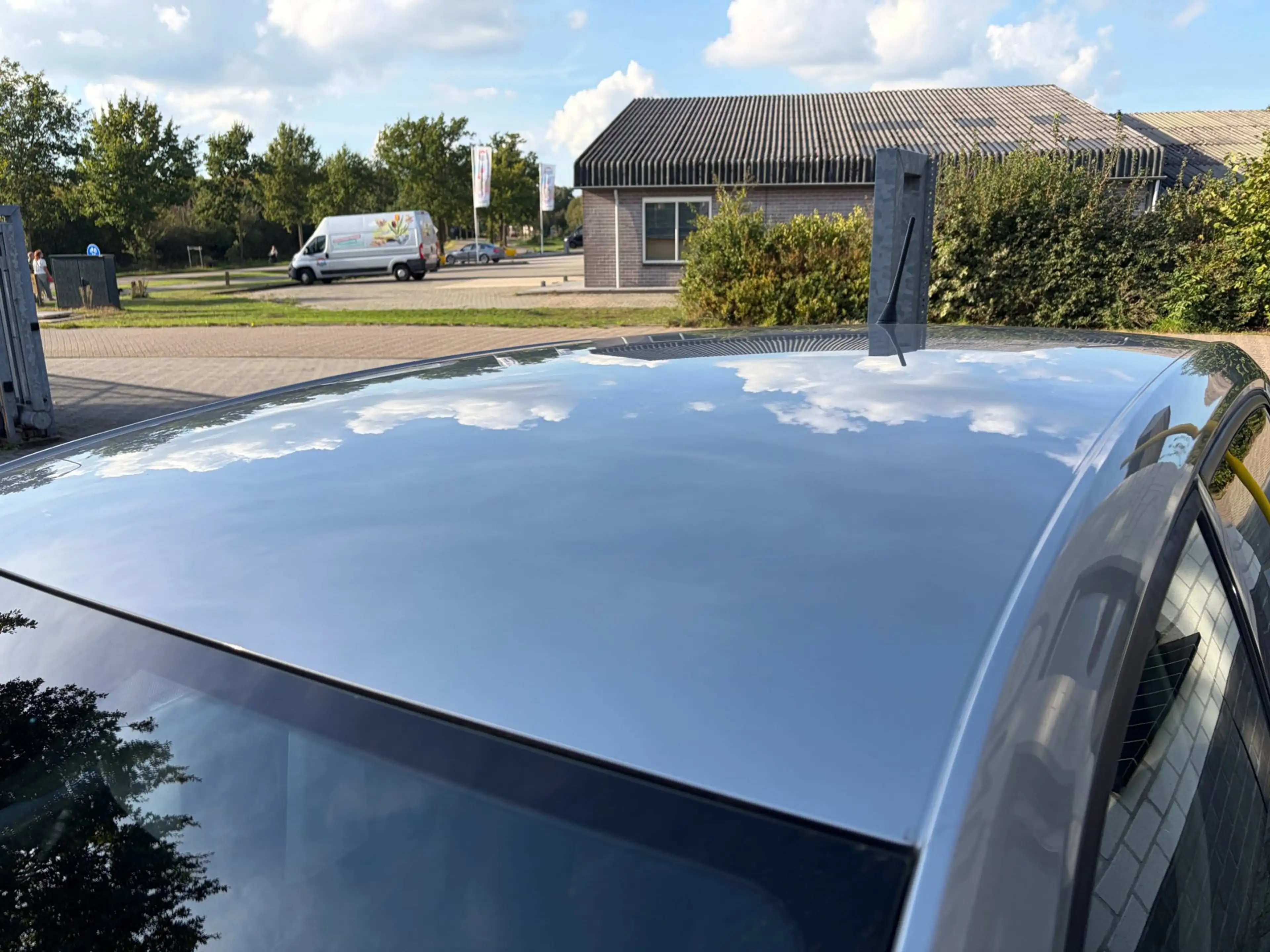 Volkswagen up! 1.0 BMT up! beats / PDC Achter / Handsfree / Airco — photo 33