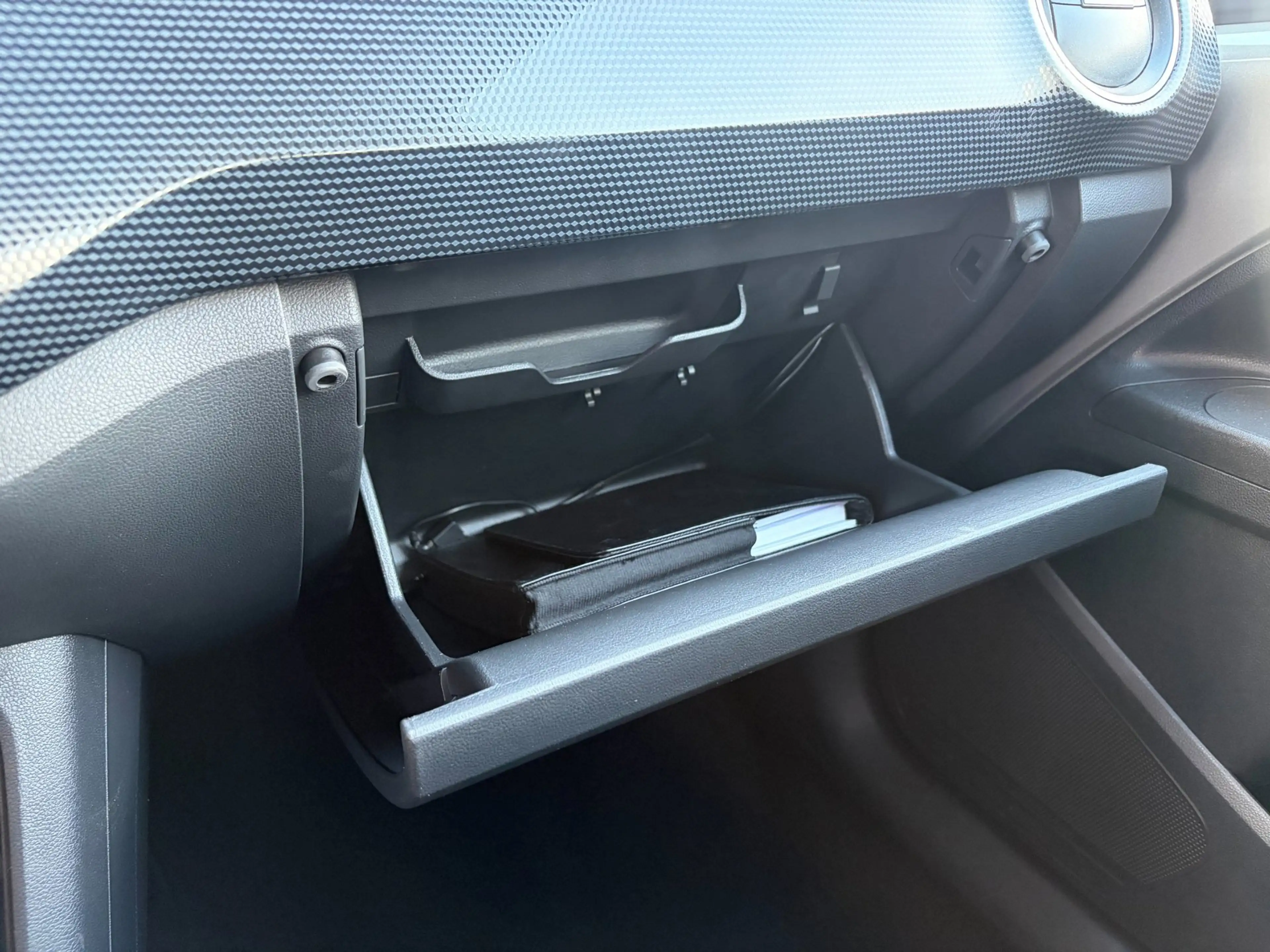 Volkswagen up! 1.0 BMT up! beats / PDC Achter / Handsfree / Airco — photo 26