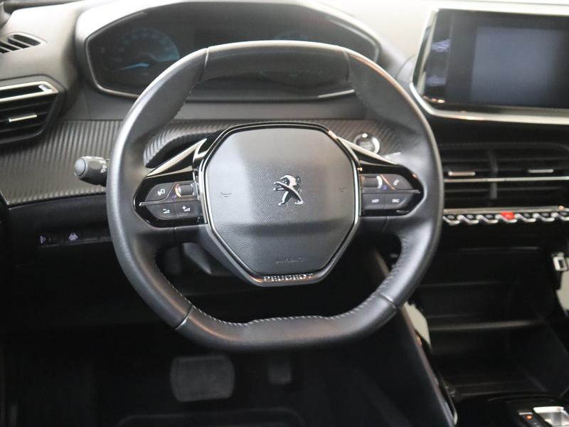 Peugeot e-2008 EV Active 50 kWh — photo 6