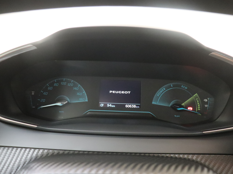 Peugeot e-2008 EV Active 50 kWh — photo 7