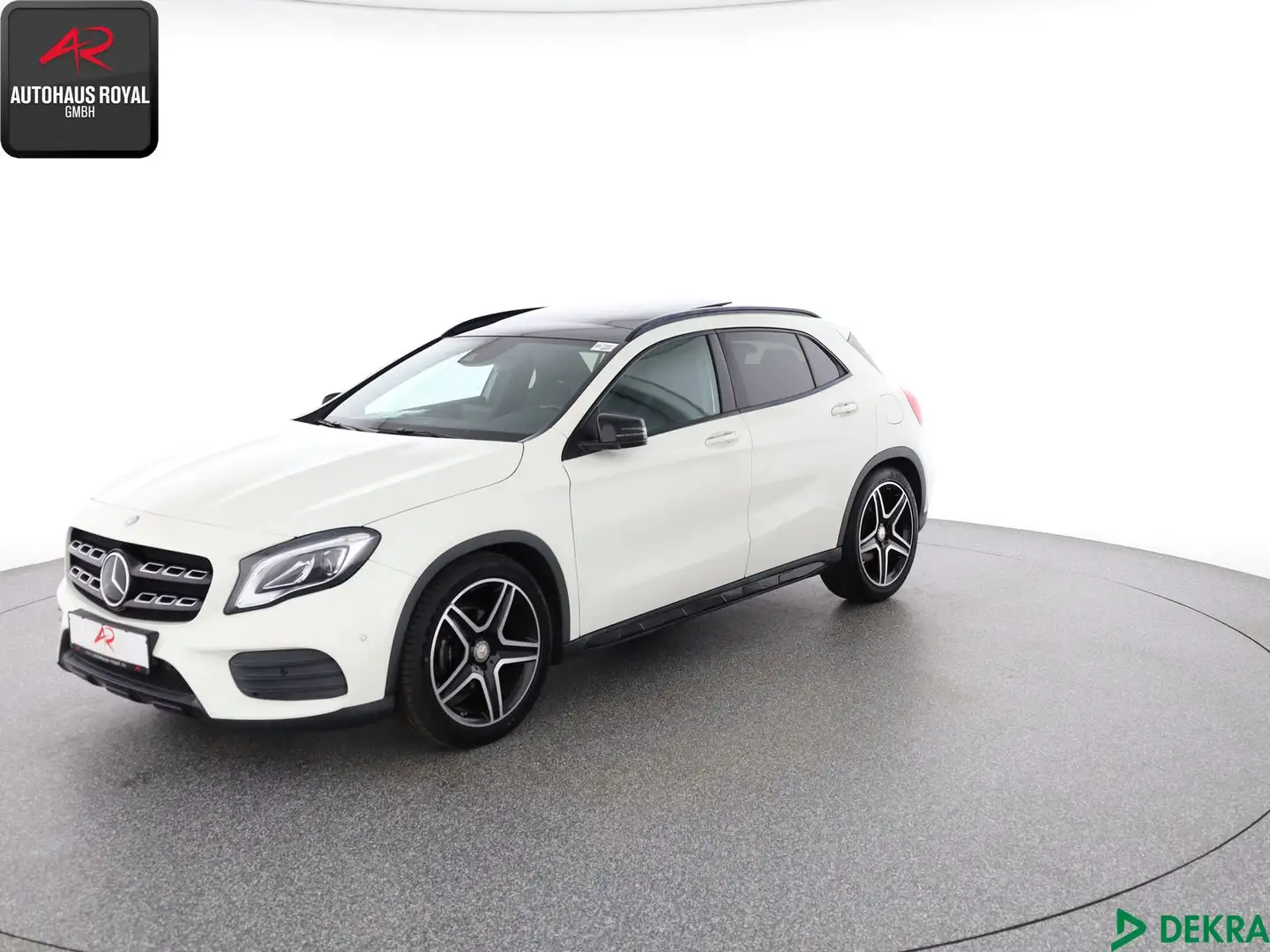 Mercedes-Benz GLA 200 GLA 200 AMG EXKLUSIV-PAKET PANO,HARMAN/K,DISTRO Weiß - 1
