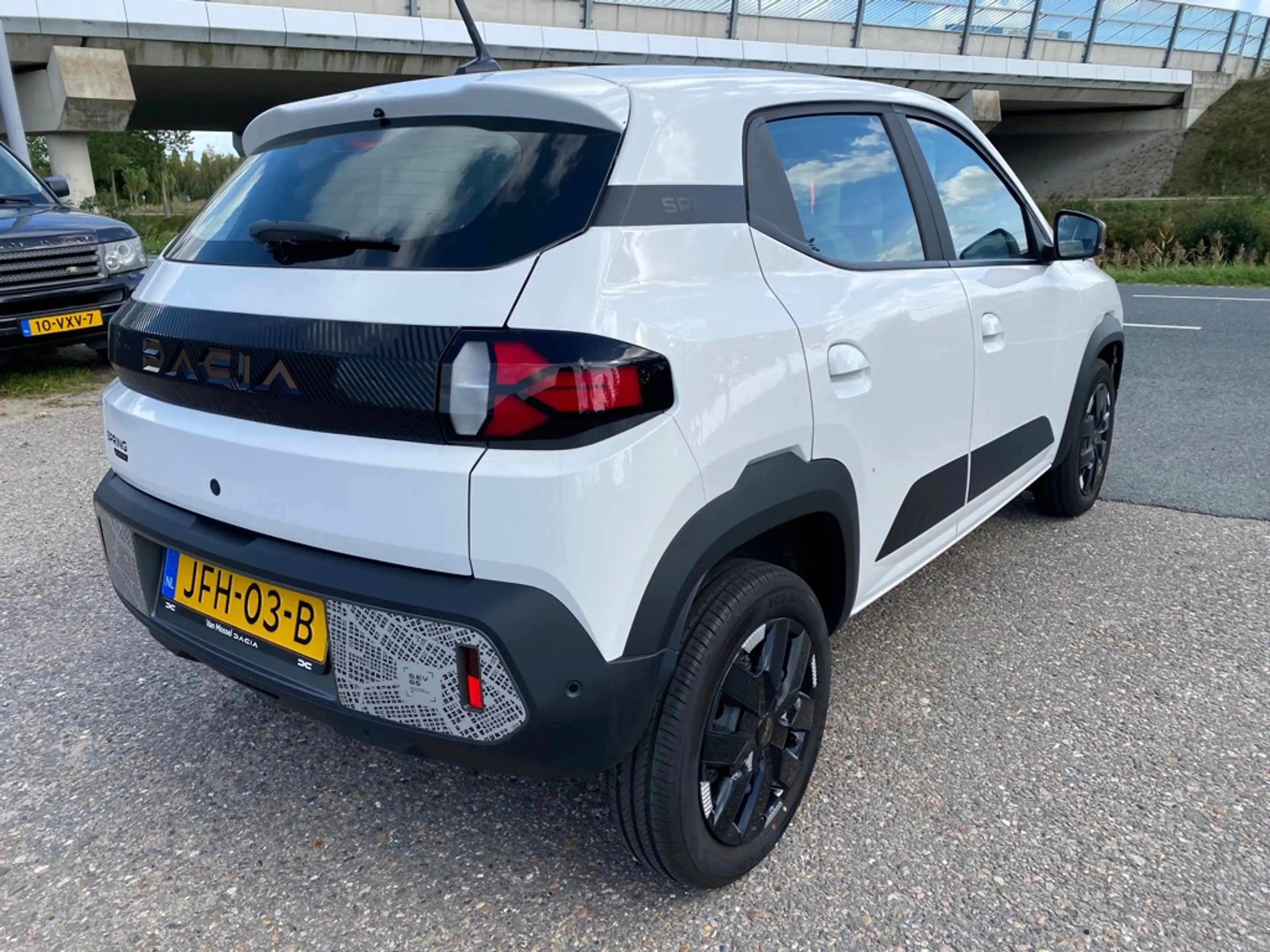 Dacia Spring Extreme 65 26.8 kWh — photo 4