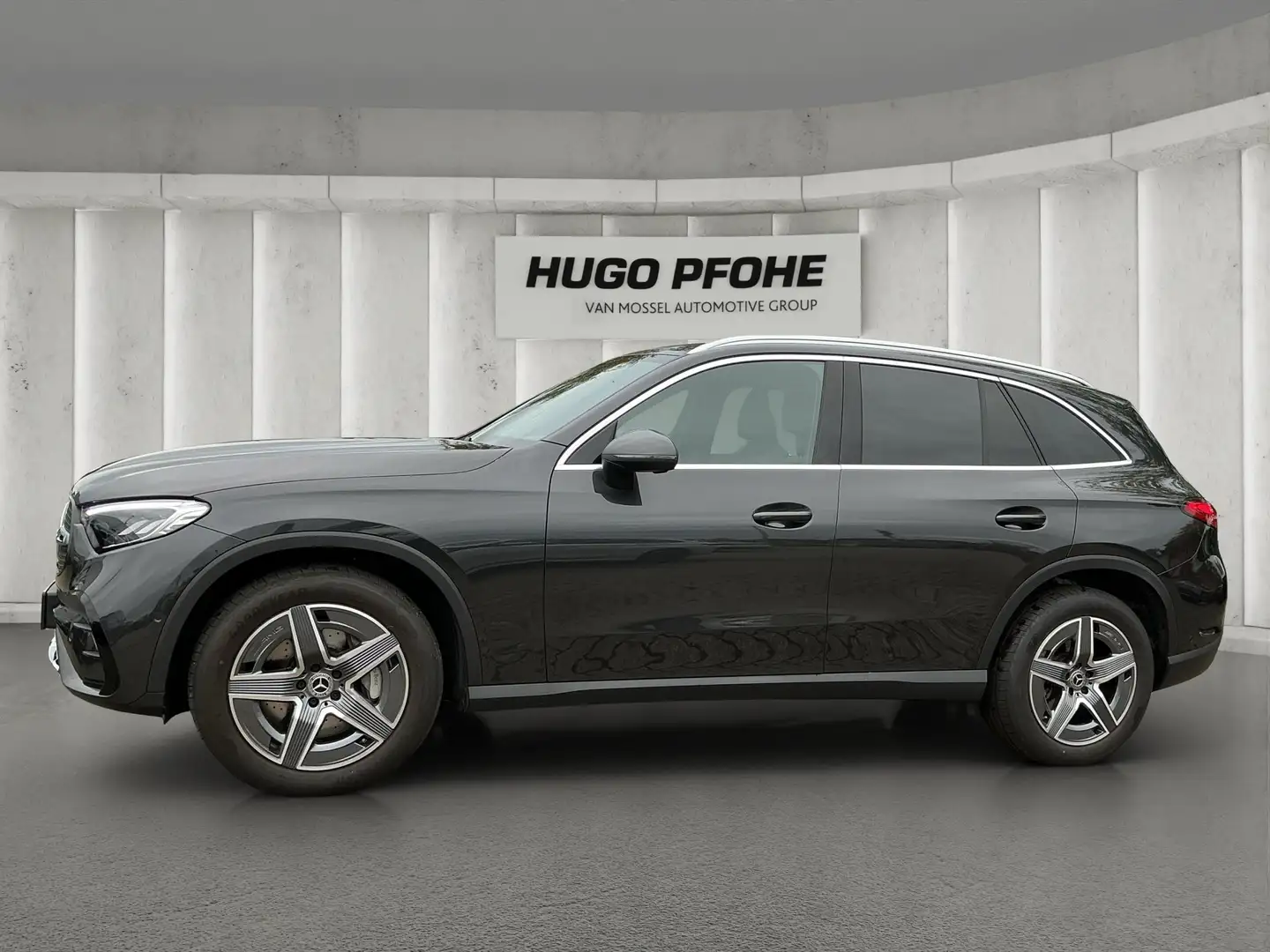 Mercedes-Benz GLC 300 d AMG Line 4Matic Grau - 2