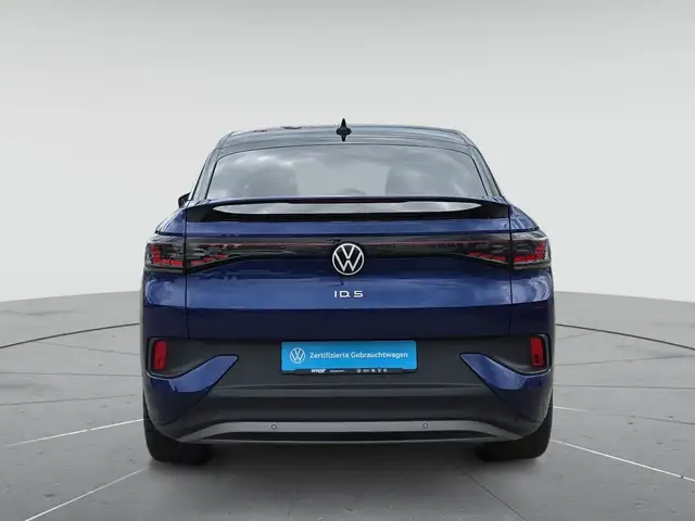 Volkswagen Id.5 view 7