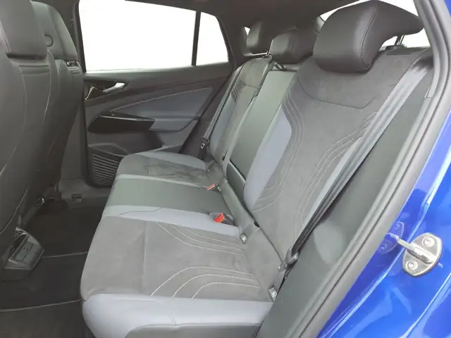 Volkswagen Id.5 view 10
