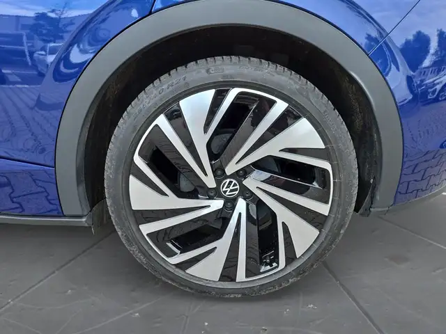 Volkswagen Id.5 view 15