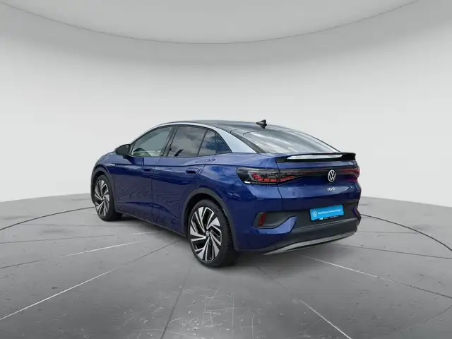 Volkswagen Id.5 view 3