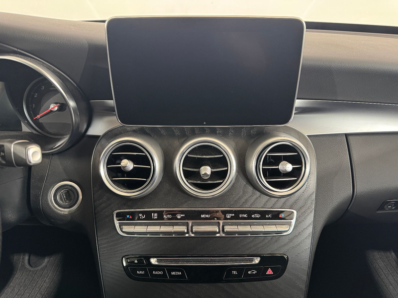 Mercedes-Benz C 250 CGI T*NAVI+TEILLEDER+AHK+17"+KAMERA+WLAN* — photo 13