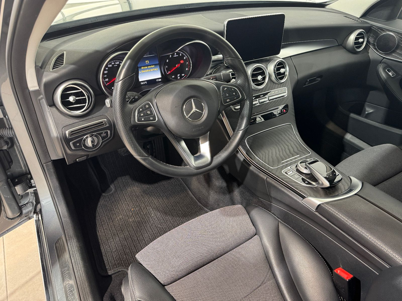 Mercedes-Benz C 250 CGI T*NAVI+TEILLEDER+AHK+17"+KAMERA+WLAN* — photo 9