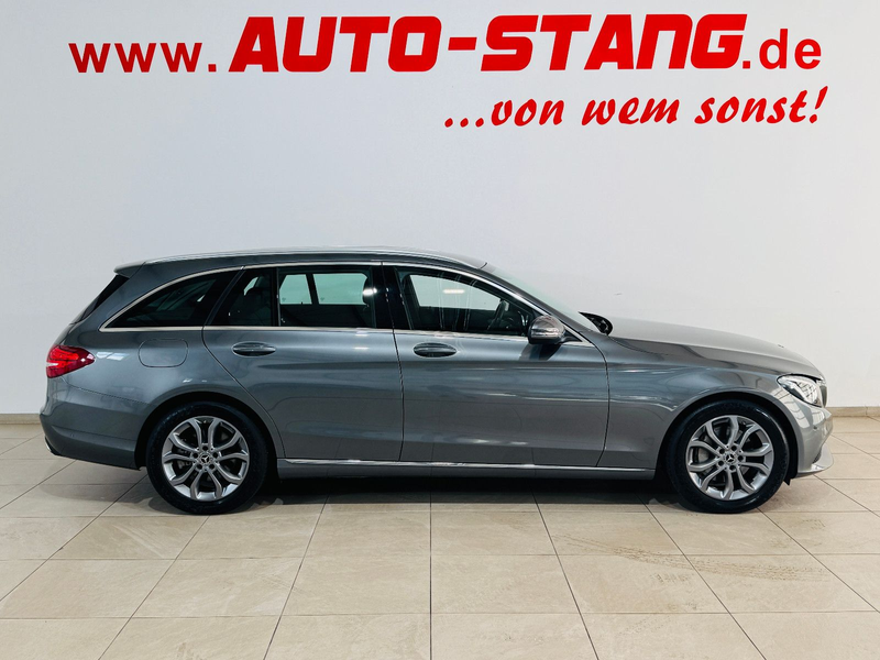 Mercedes-Benz C 250 CGI T*NAVI+TEILLEDER+AHK+17"+KAMERA+WLAN* — photo 4