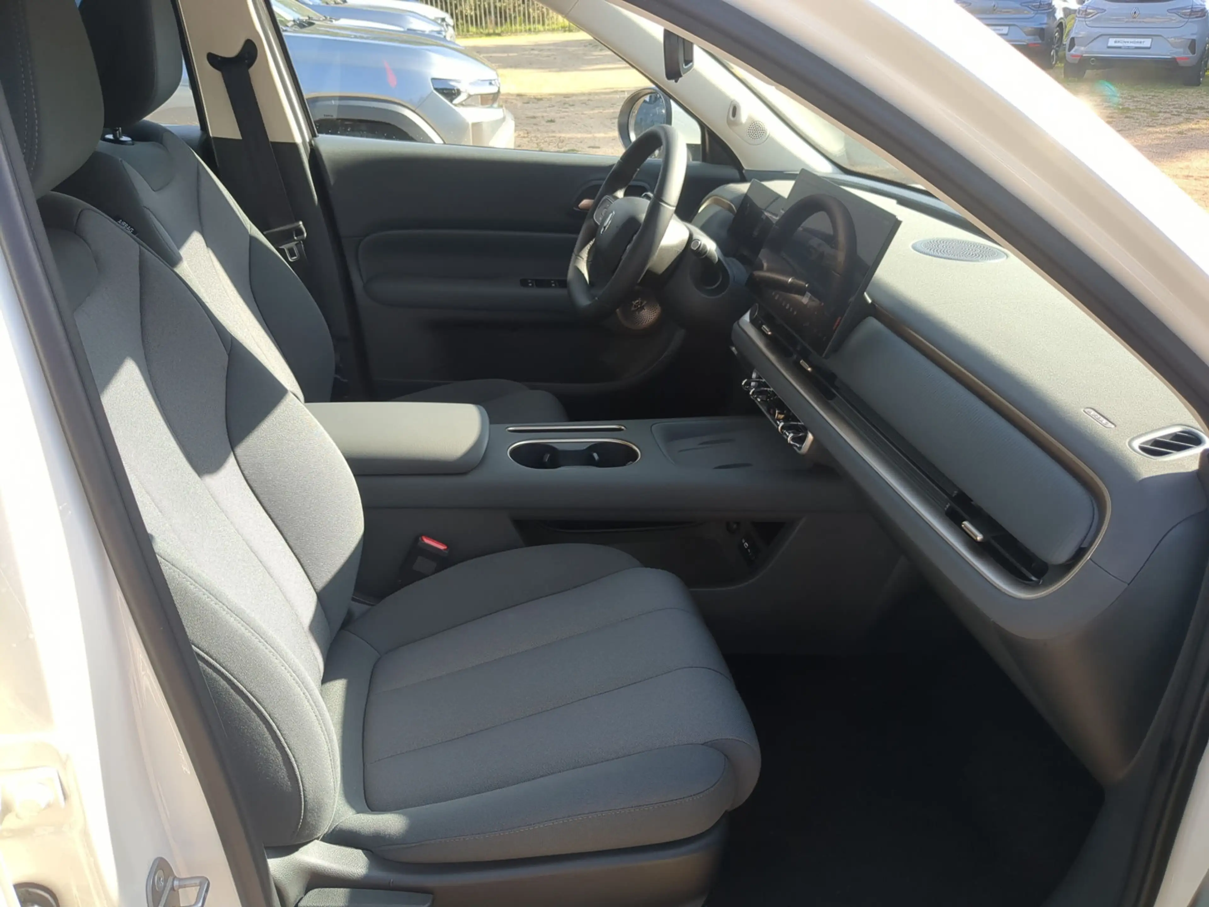 GWM ORA 5 SUV 1.5 Turbo Premium DCT SHZ+Navi+RFK — photo 9