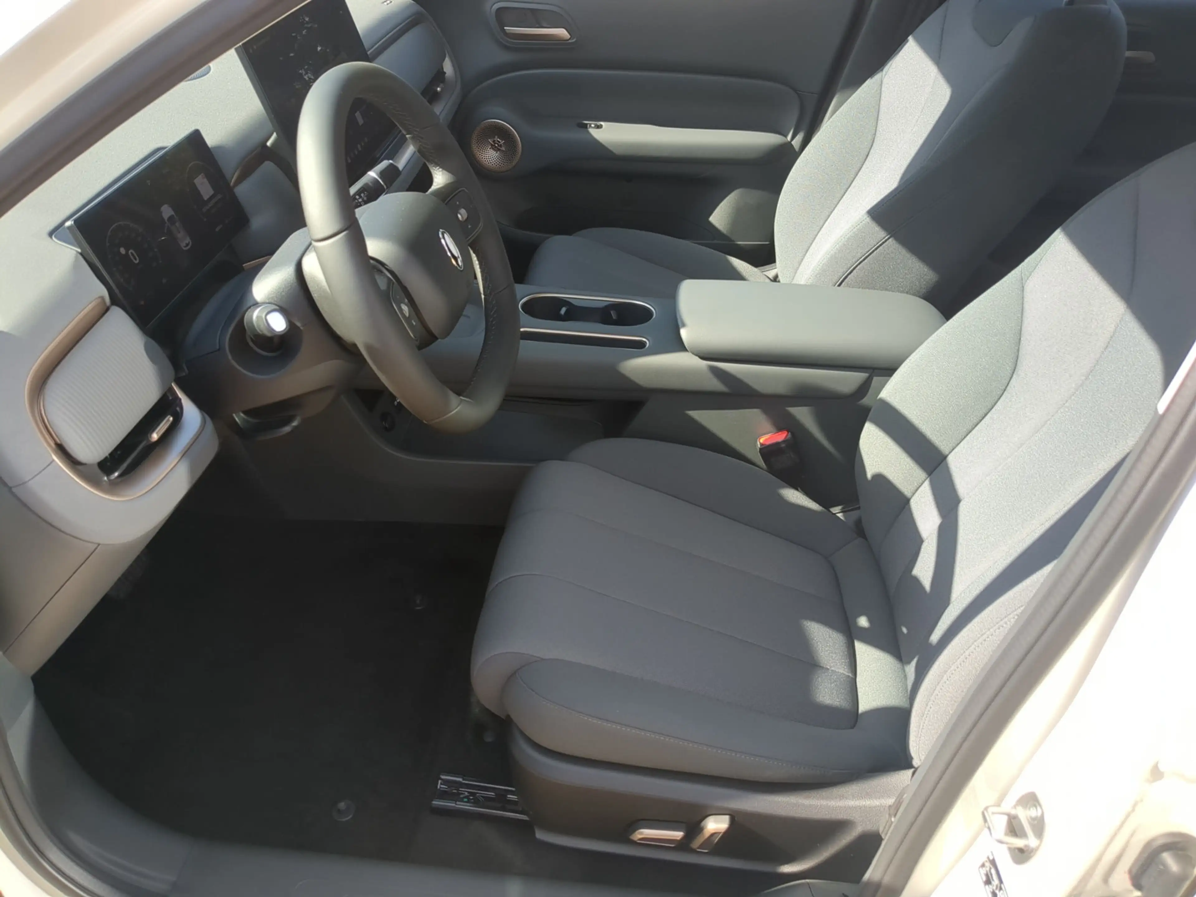 GWM ORA 5 SUV 1.5 Turbo Premium DCT SHZ+Navi+RFK — photo 5