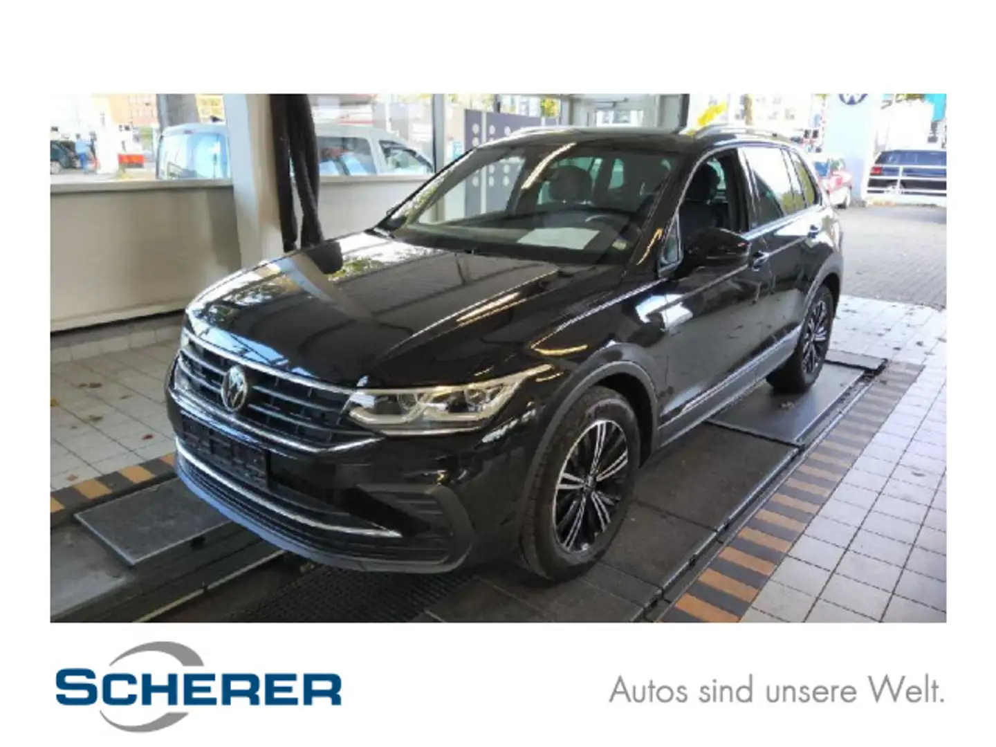 Volkswagen Tiguan 1.5 TSI Active DSG NAVI MATRIX AHK RFK Noir - 1