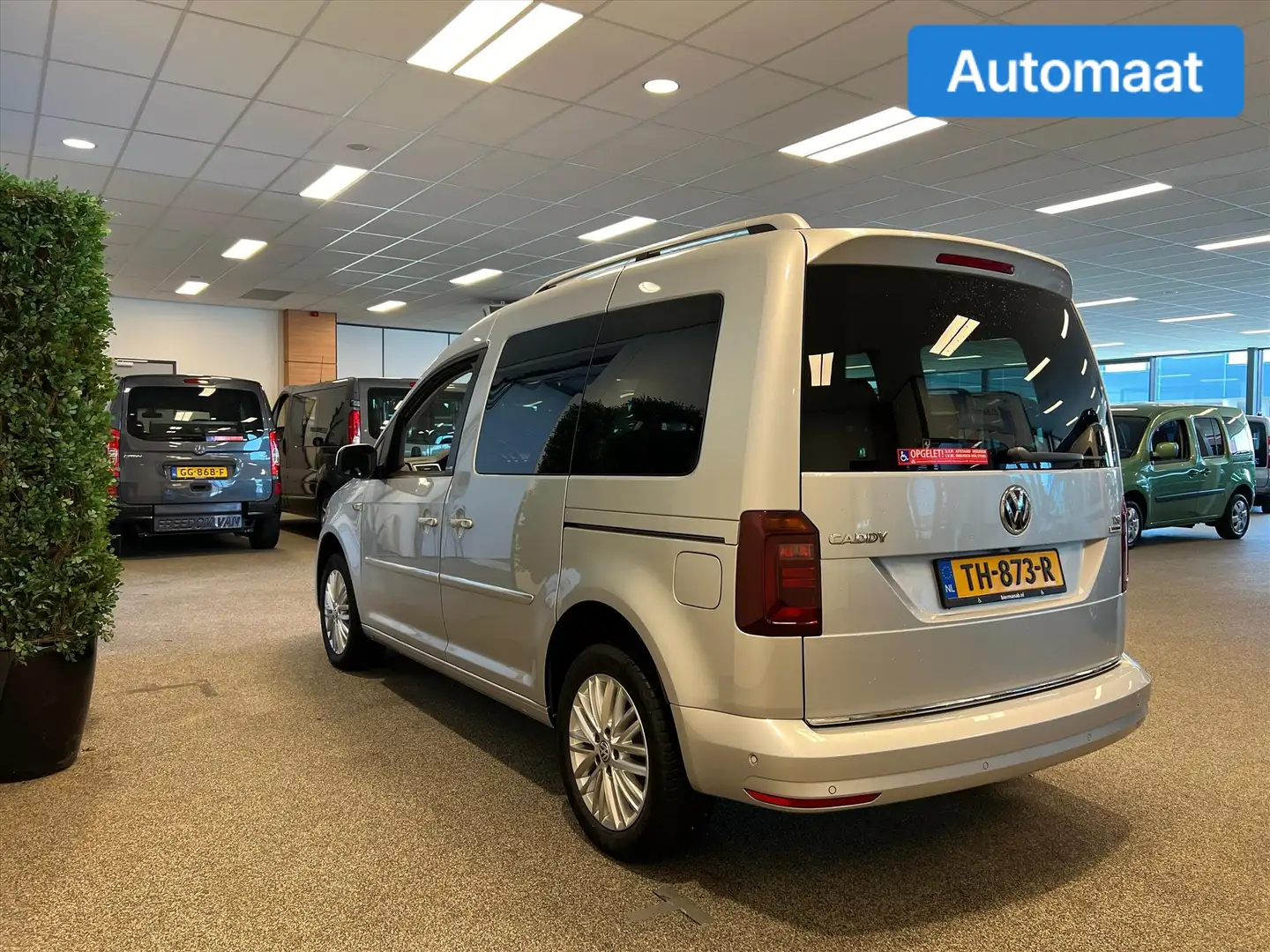 Volkswagen Caddy Automaat 1.4 TSI | 126 PK AUT |Highline Grau - 2