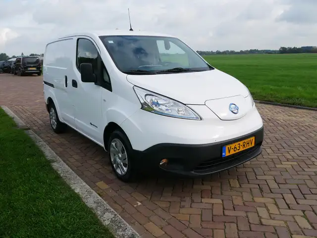 Nissan E-NV200 Visia 40 kWh | CLIMA | AUDIO | 230km RANGE | € 105
