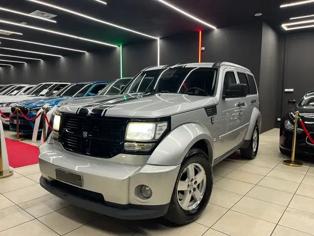 Dodge Nitro 2.8  DPF 16v R/T 4wd auto 177Cv