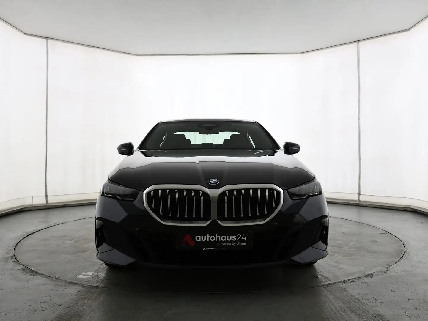 BMW 518 520i M Sport  LED|Navi|PDC|Sportfahrwerk Noir - 2