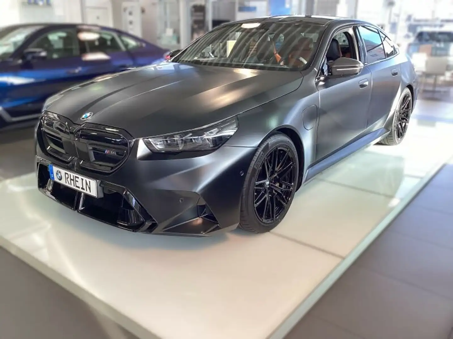 BMW M5 Limousine Ultimate Package Schwarz - 1
