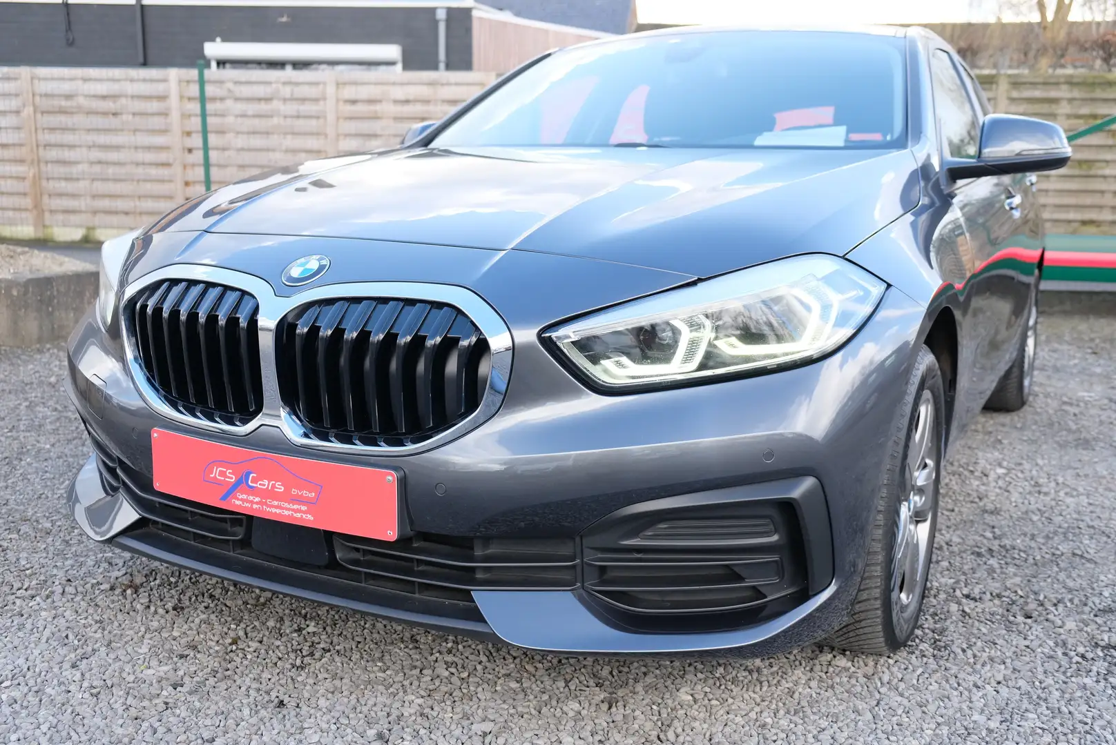 BMW 118 118i OPF, Led, GPS, PDC, alu velgen,12 m garantie! Grijs - 1