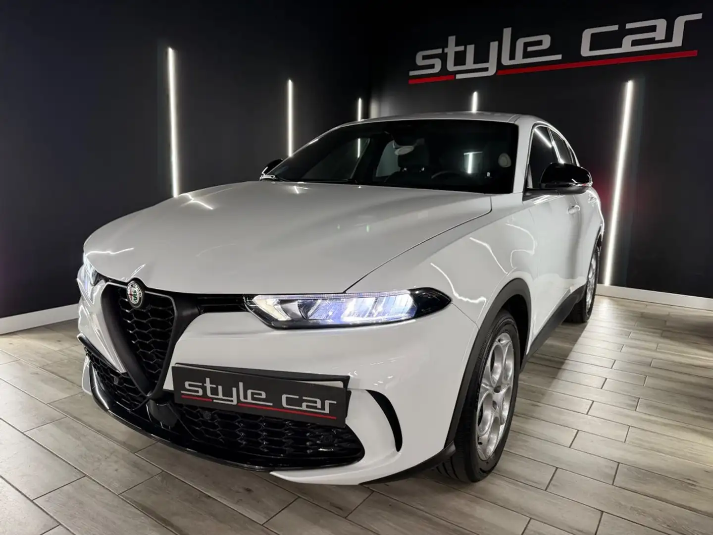 Alfa Romeo Tonale 1.5 MHEV GASOLINA 130 CV SPRINT FWD Blanco - 1