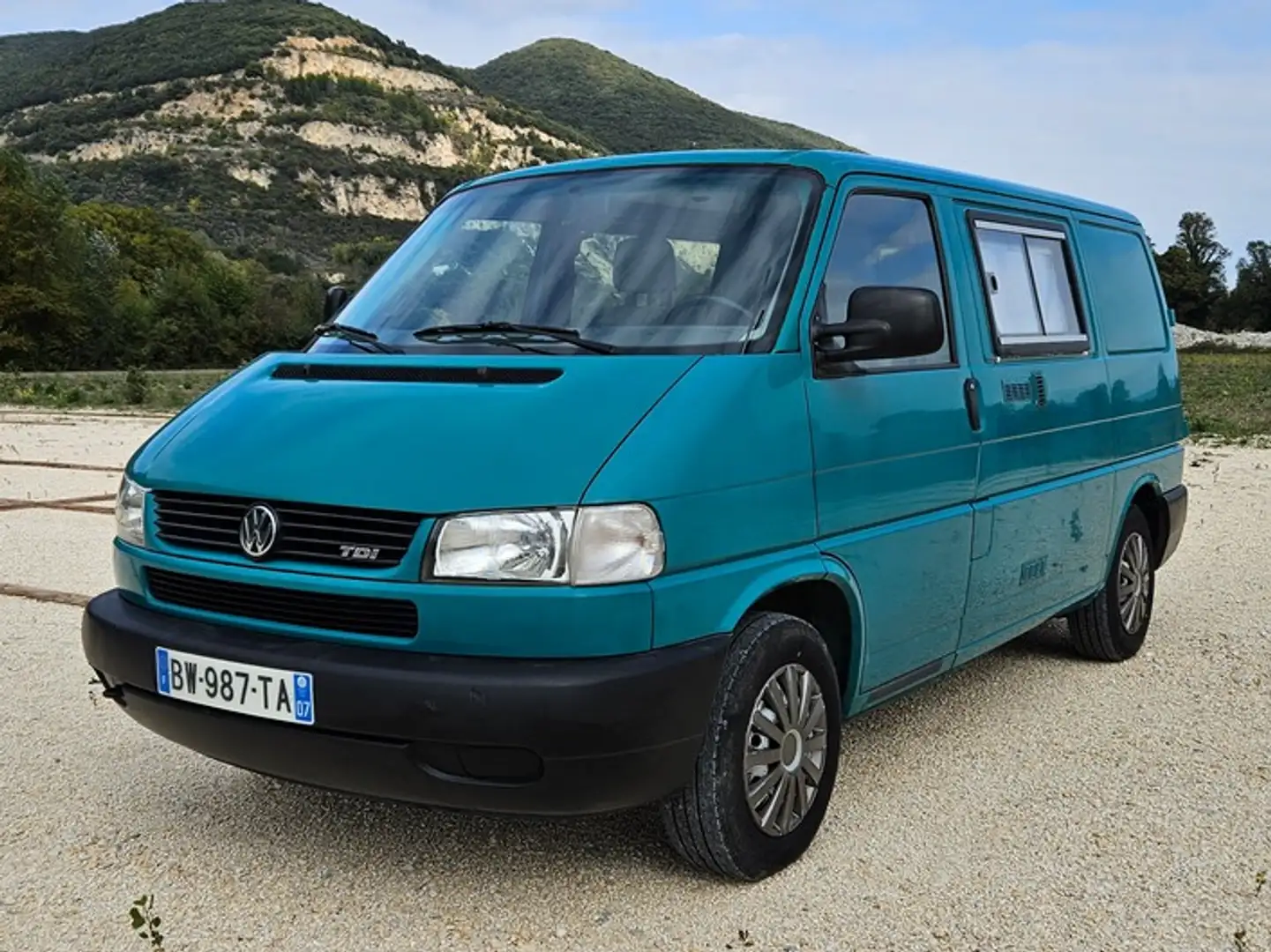 Volkswagen Transporter T4 Phase 2 (F7D) 2.5 TDi  Fourgon aménagé  102cv Vert - 1