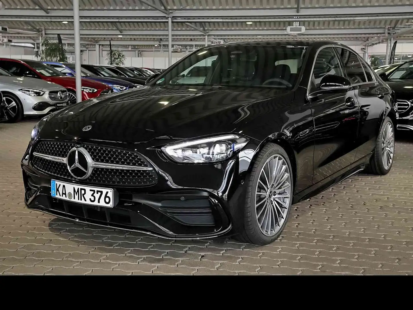 Mercedes-Benz C 300 4M AMG MBUX+360°+DIG-LED+AHK+Winter-Paket Schwarz - 1
